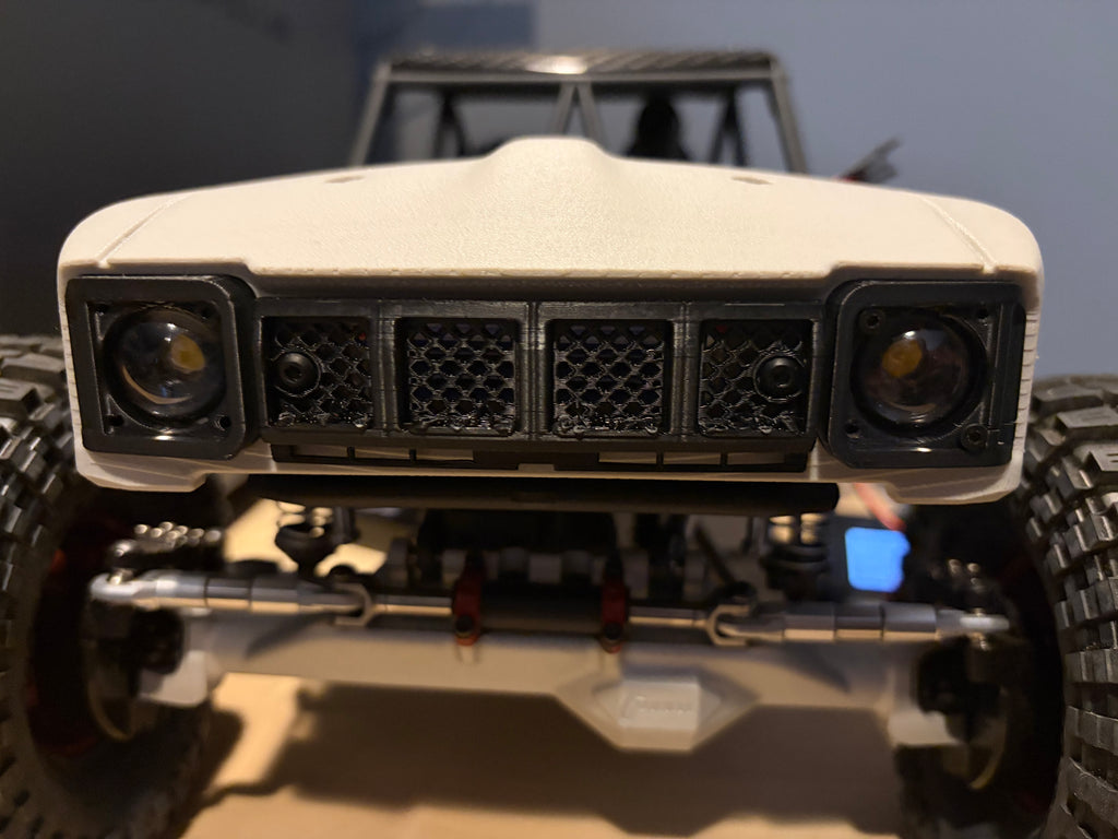 Clear Scale LED Headlights for VS4-10 Style Bodies