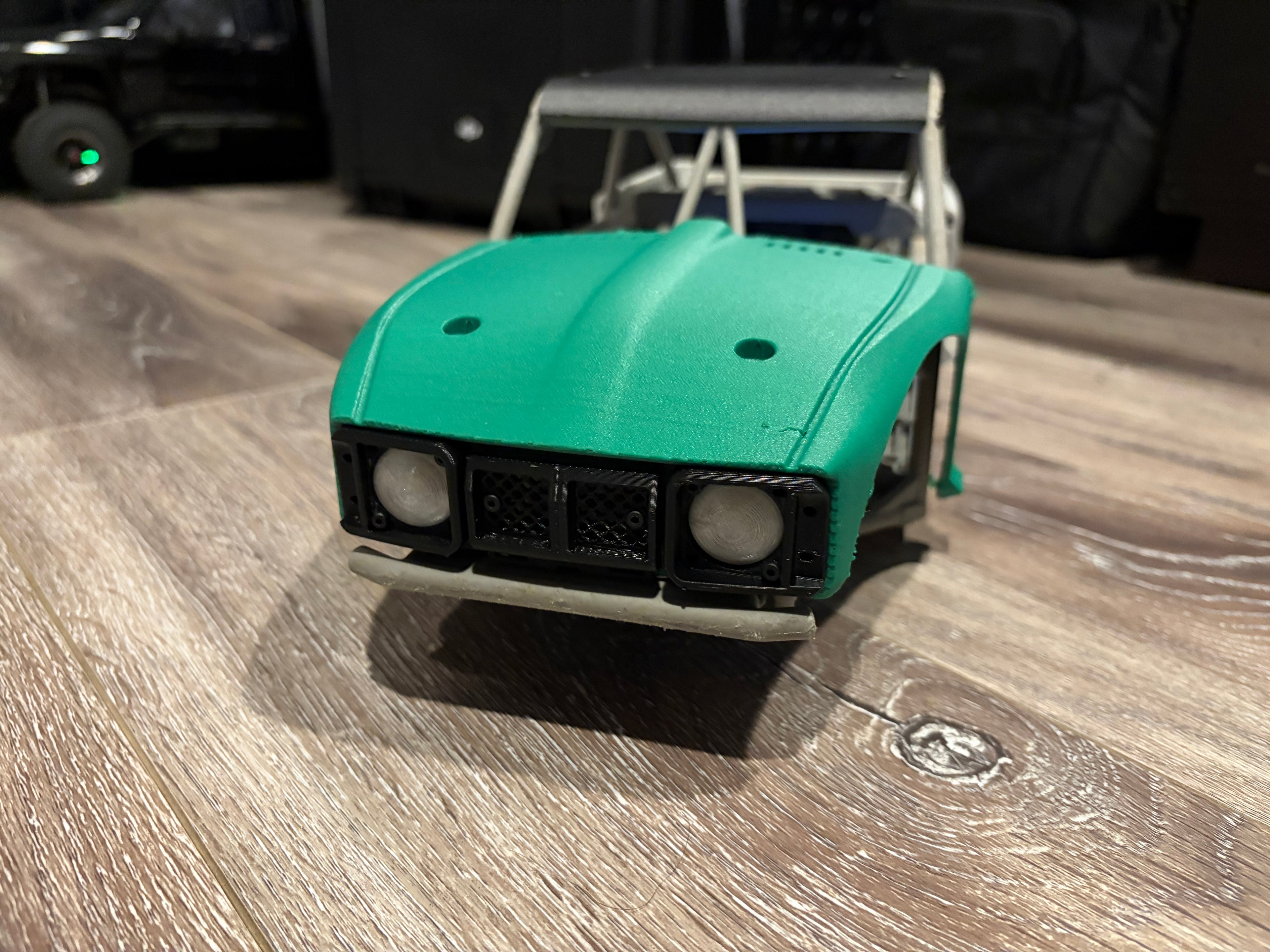 82R Sport Classic Scale LED Headlight Kit